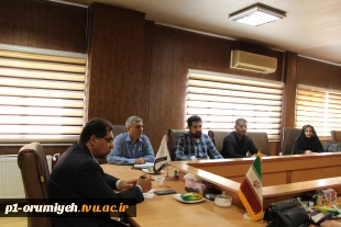 نشست صمیمی مشاور و رابطین مشاور دانشگاه فنی و حرفه‌ای استان آذربایجان غربی با رئیس دانشگاه
 4