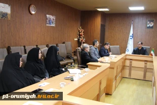 تجدید بیعت هیئت رئیسه و کارکنان دانشگاه فنی و حرفه‌ای استان آذربایجان غربی با آرمان‌های انقلاب
 6