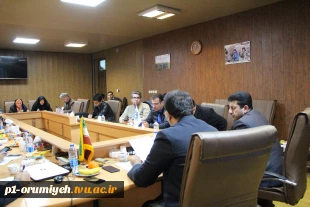 نشست خبری رئیس دانشگاه فنی و حرفه‌ای استان آذربایجان غربی با اصحاب رسانه 9