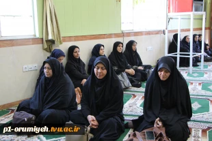 برگزاری مراسم بزرگداشت سالروز ارتحال حضرت امام خمینی (ره)، شهدای ۱۵ خرداد و شهدای خدمت در دانشگاه فنی و حرفه‌ای استان آذربایجان غربی 2