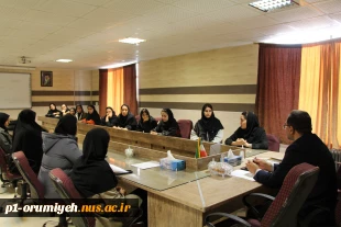 برگزاری میز خدمت و دیدار چهره به چهره رئیس دانشگاه ملی مهارت واحد استان آذربایجان غربی با اساتید و دانشجویان آموزشکده دختران خوی 5