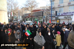 حضور کسترده دانشگاهیان دانشگاه ملی مهارت واحد استان آذربایجان غربی در راهپیمایی ۲۲ بهمن 6